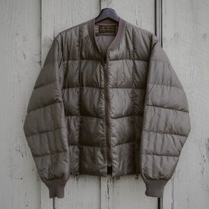 Eddie Bauer Men's Puffer Jacket - Taupe